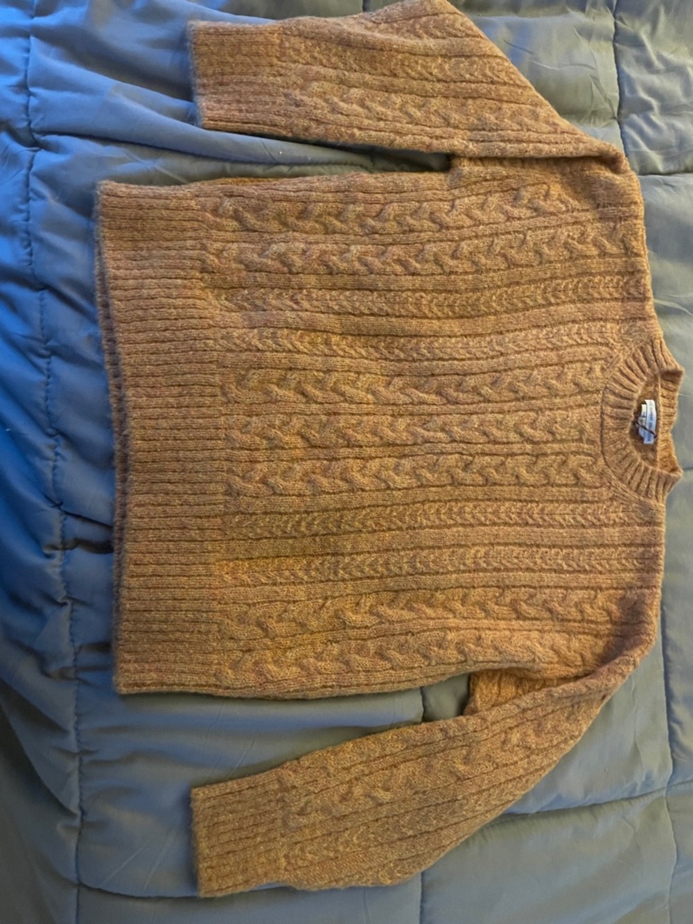 Classic Cable-Knit Crewneck Sweater - yellow